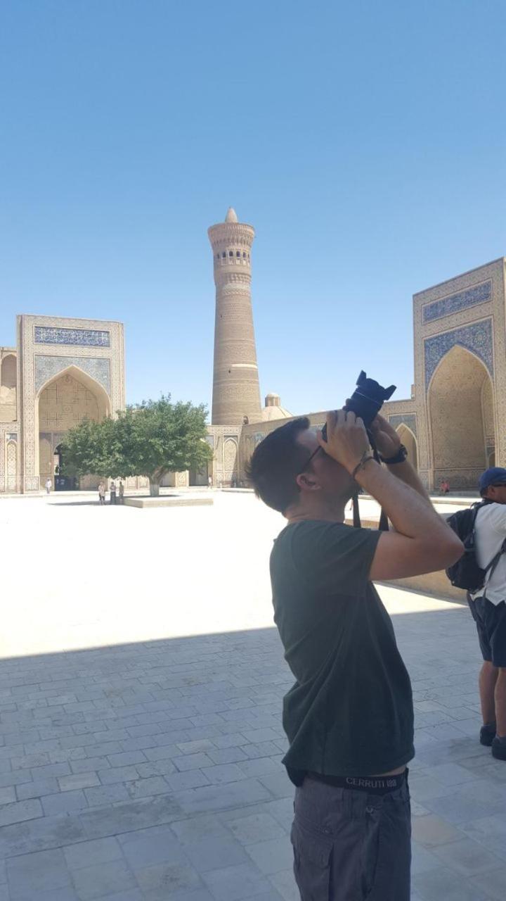 Sim Sim Hostel & Guest House Near The Church Samarkand Exteriör bild
