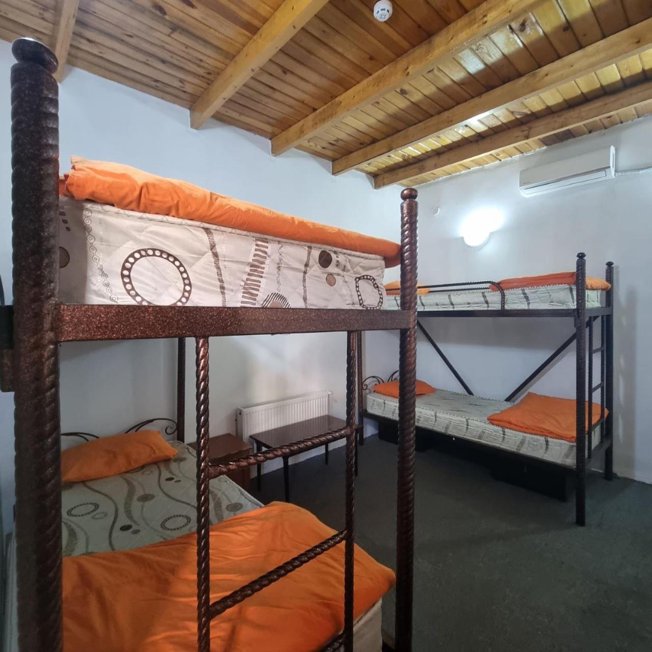 Sim Sim Hostel & Guest House Near The Church Samarkand Exteriör bild